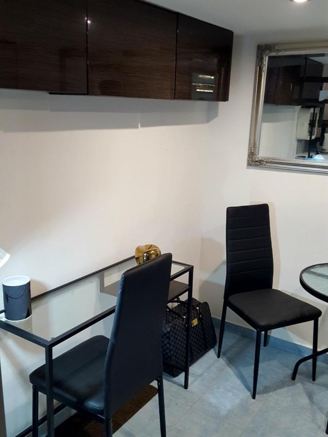 Like Studio City Centrum, Wifi, Terrace Boedapest Buitenkant foto